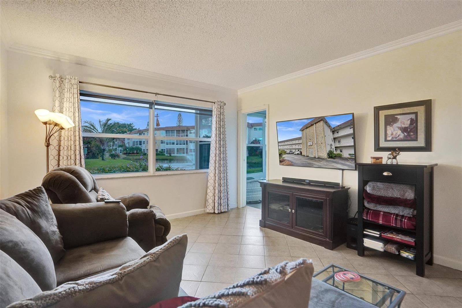 4706 NW 36th Street # 409, Lauderdale Lakes, FL 33319 photo 5
