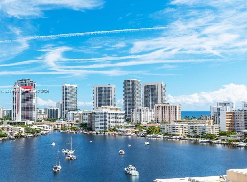 427 Golden Isles Dr # 7J, Hallandale Beach, FL 33009