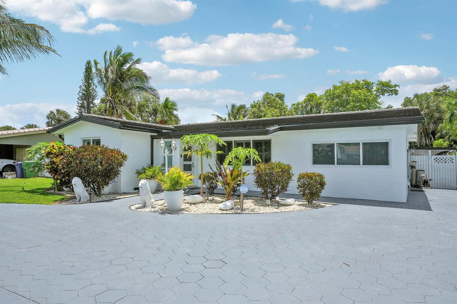 1360 SW 32nd Street, Fort Lauderdale, FL 33315 photo 4