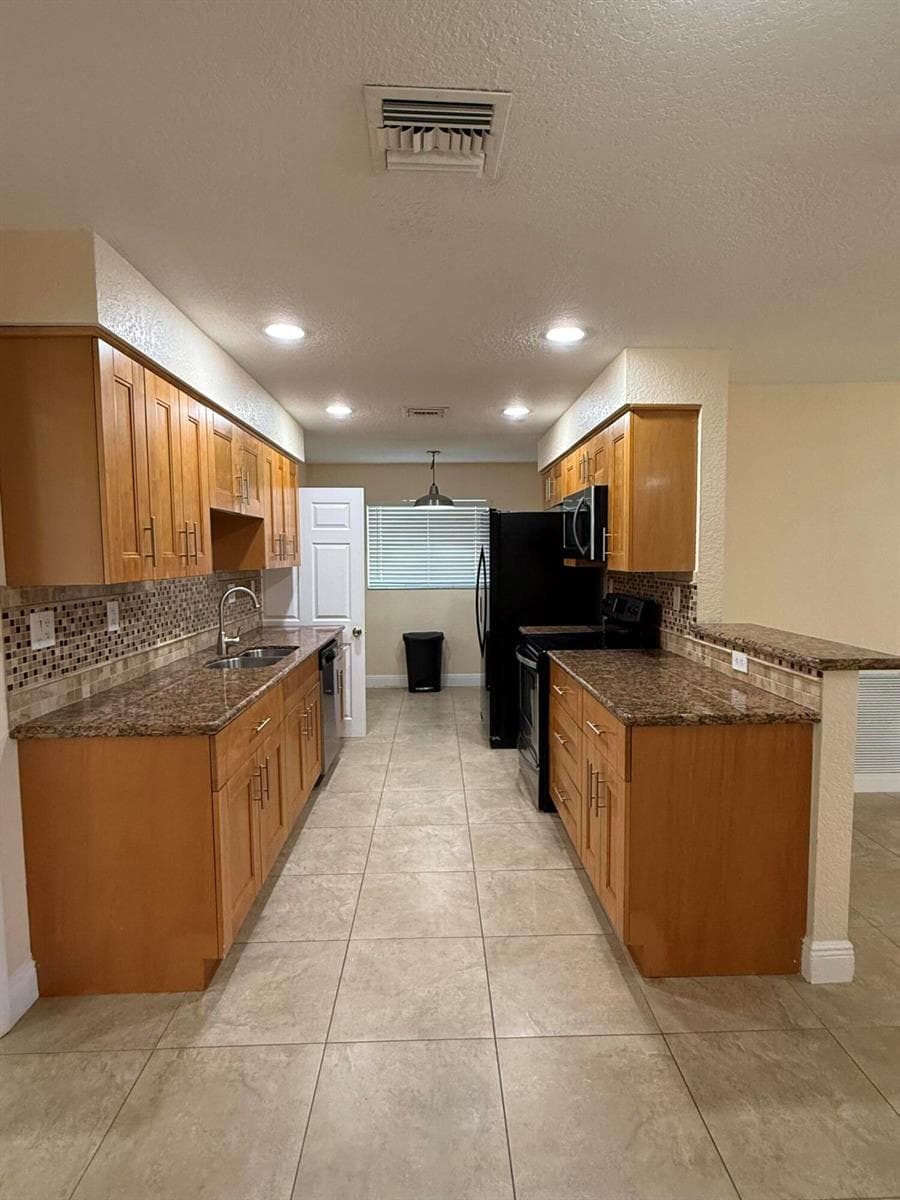 7302 NW 57th Court, Tamarac, FL 33321 photo 3