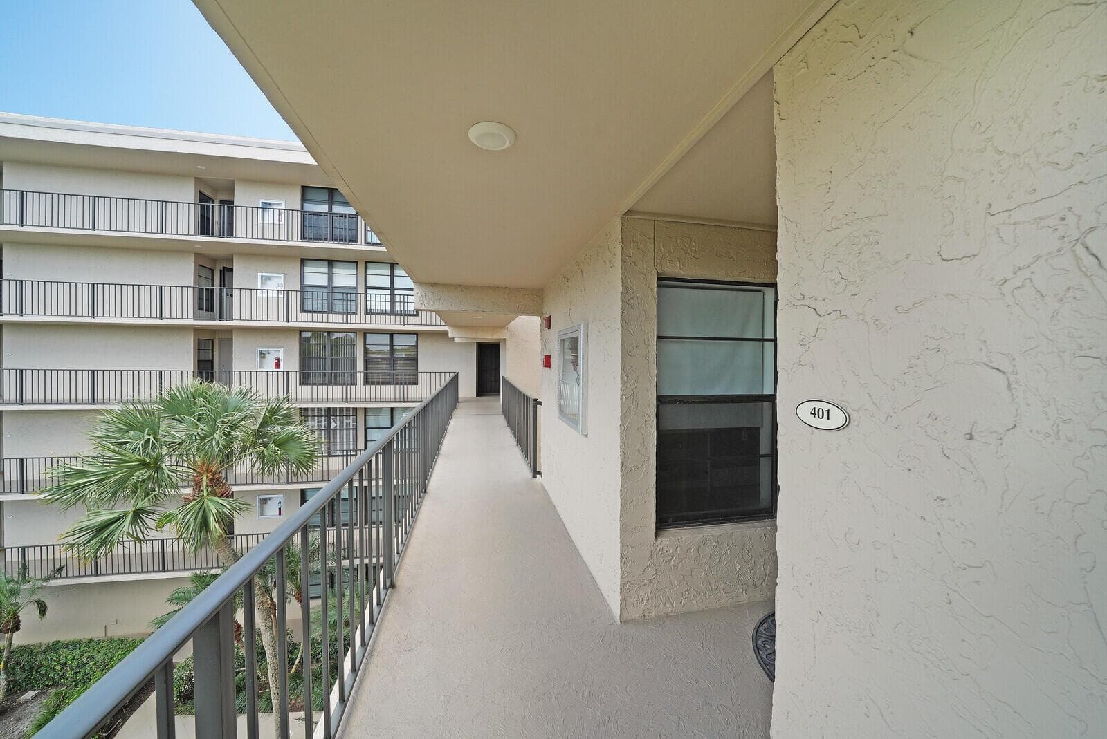 8 Royal Palm Way # 401, Boca Raton, FL 33432 photo 2