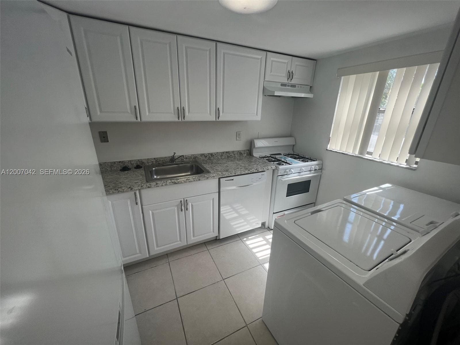11141 SW 70th Ter, Miami, FL 33173 photo 5