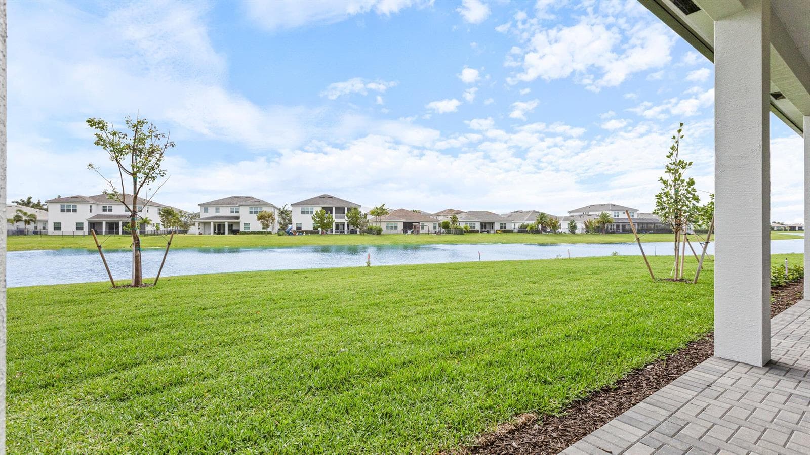 5474 Hutchinson Way, FL 33470 photo 2