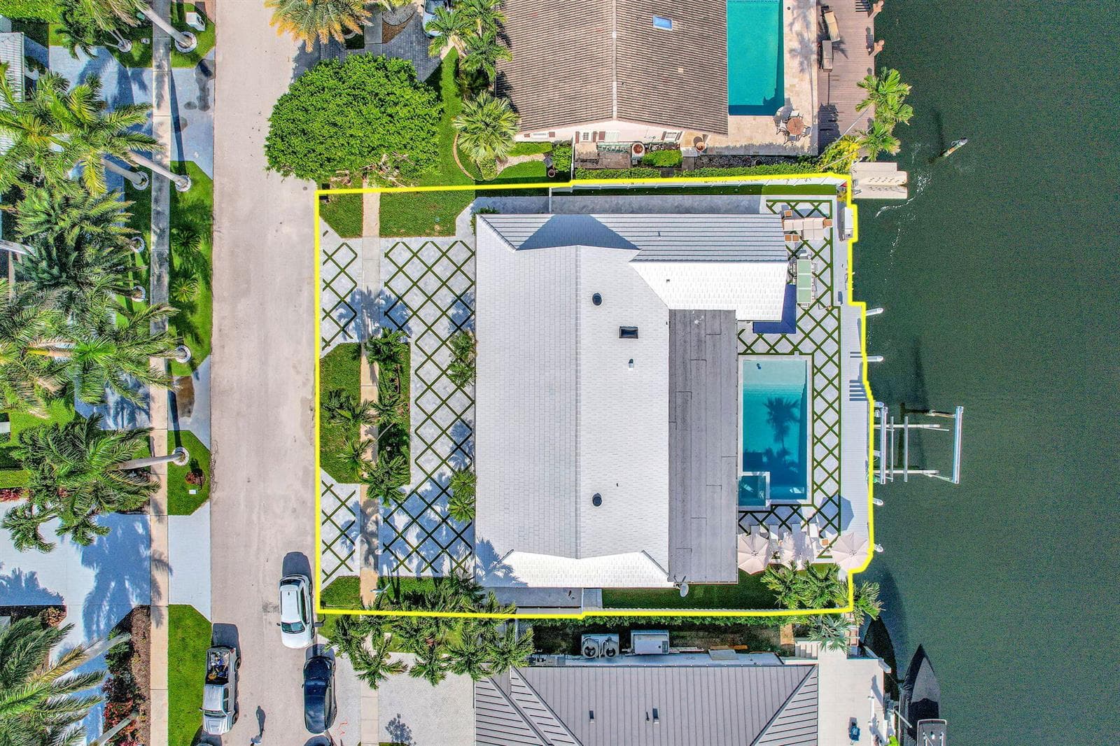 885 Nafa Drive, Boca Raton, FL 33487 photo 4