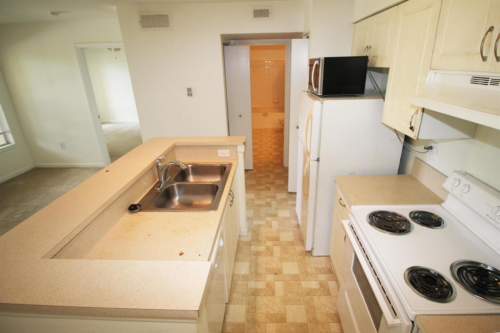 4823 Via Palm Lakes # 1315, West Palm Beach, FL 33417 photo 3