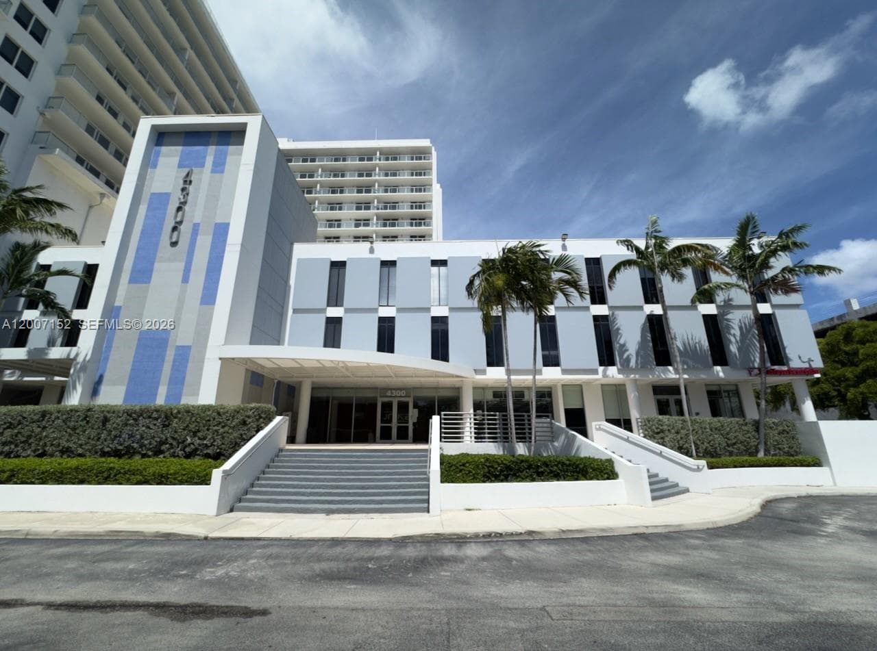 4300 Biscayne Blvd # 206, Miami, FL 33137