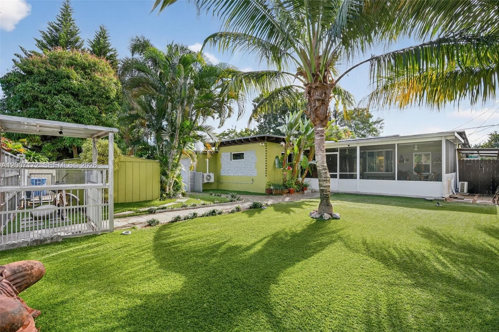 270 NW 106th St, Miami, FL 33150 photo 2