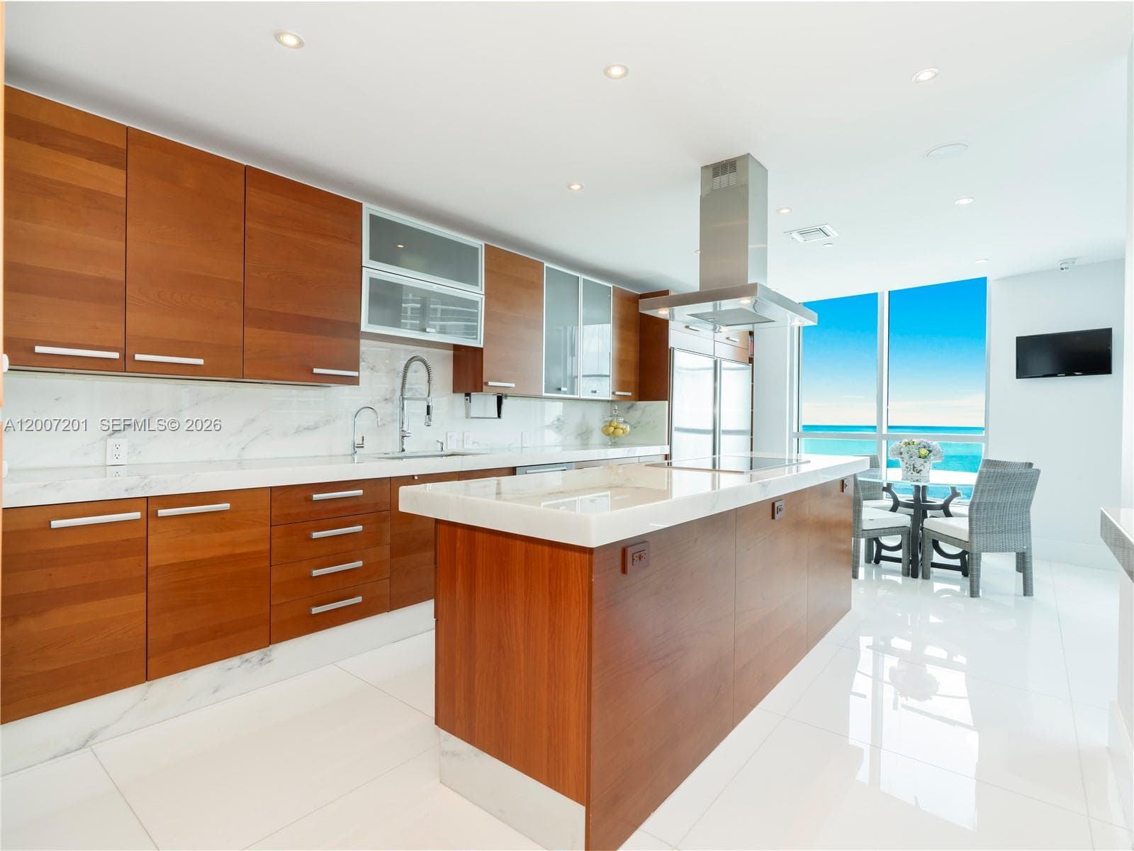 5959 Collins Ave # 906, Miami Beach, FL 33140 photo 3