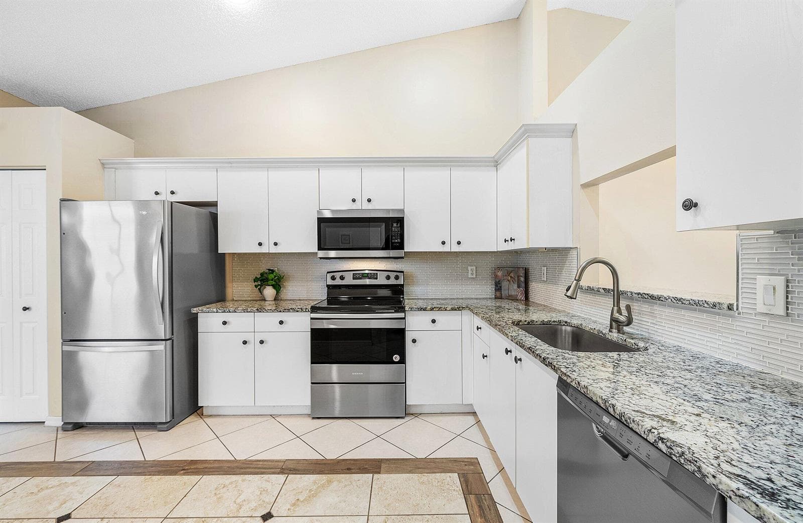 6060 Petunia Road, Delray Beach, FL 33484 photo 5