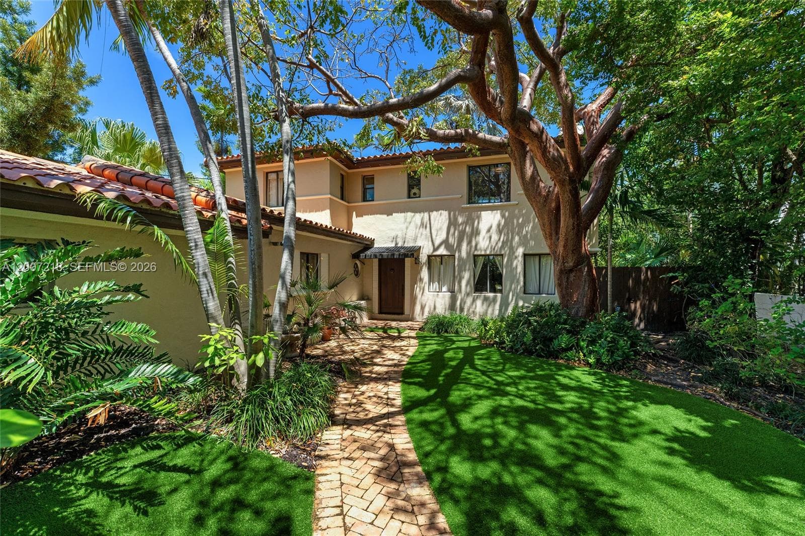 6121 La Gorce Dr, Miami Beach, FL 33140 photo 4