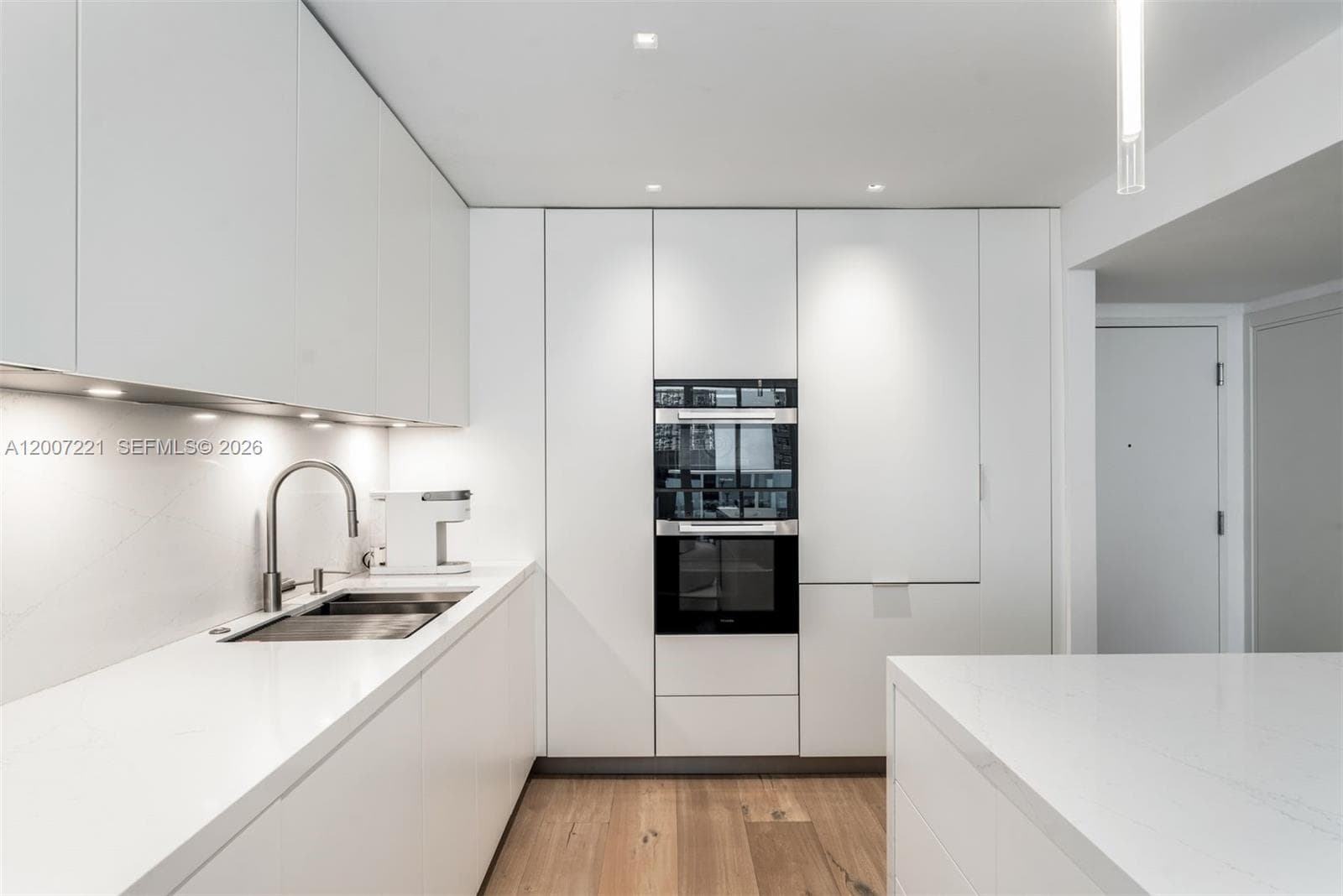 2301 Collins Ave # 902, Miami Beach, FL 33139 photo 5