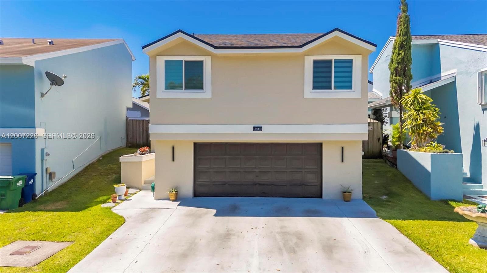 10048 SW 221st St, Cutler Bay, FL 33190 photo 2