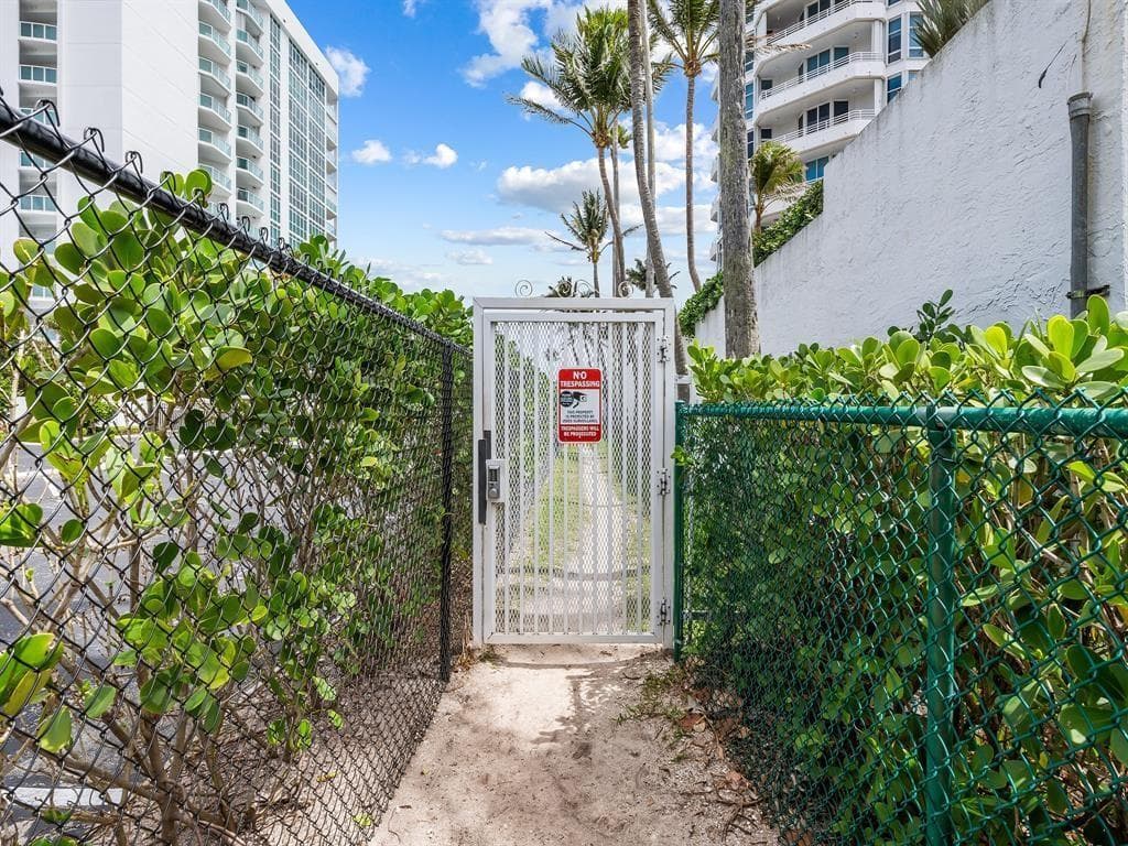 1461 S Ocean Boulevard # 107, Lauderdale By The Sea, FL 33062 photo 4