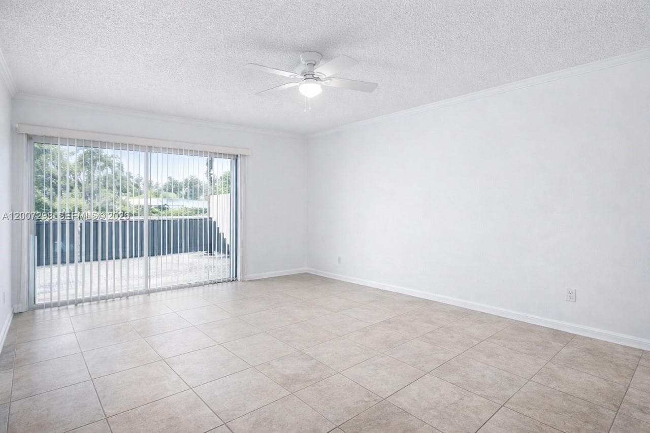 6713 SW 112th Ct # 0, Miami, FL 33173 photo 4