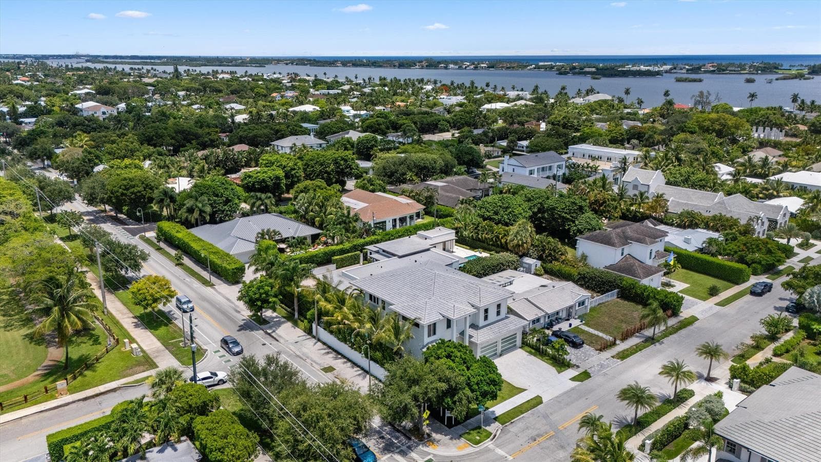 291 Summa Street, West Palm Beach, FL 33405 photo 3