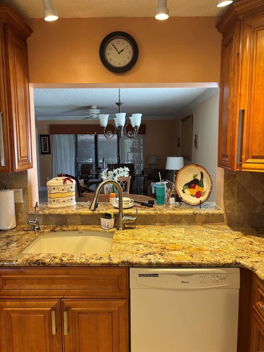 60 Pelican Pointe Drive # 1020, Delray Beach, FL 33483 photo 3