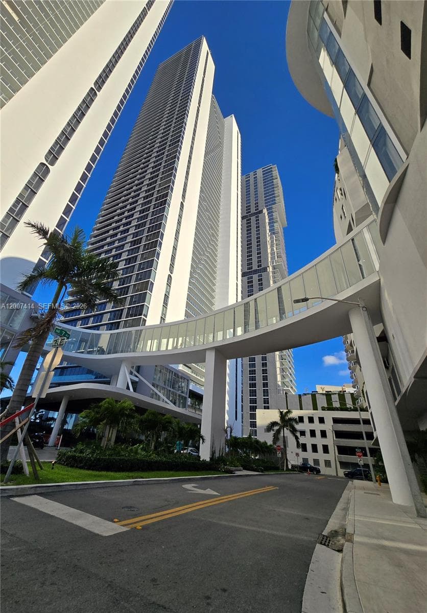700 NE 24 ST # 3104, Miami, FL 33137 photo 2
