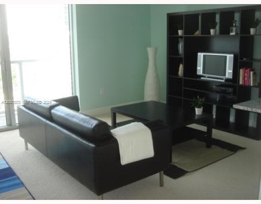 1050 Brickell Ave # 2312, Miami, FL 33131 photo 4