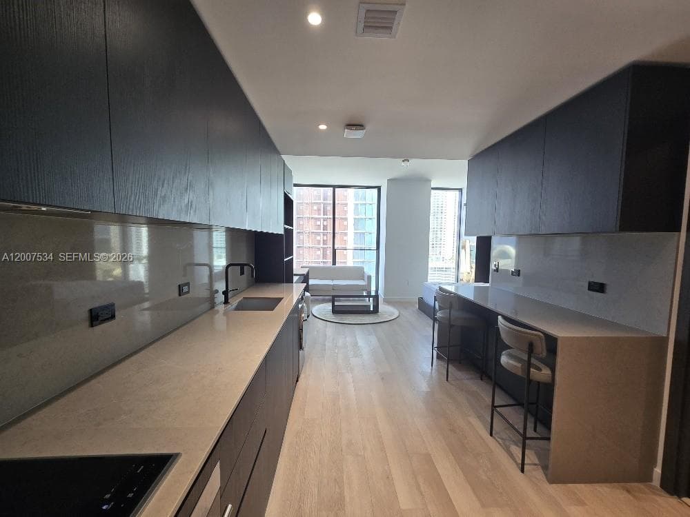 20 NE NE 11 Street # 2307, Miami, FL 33132 photo 2
