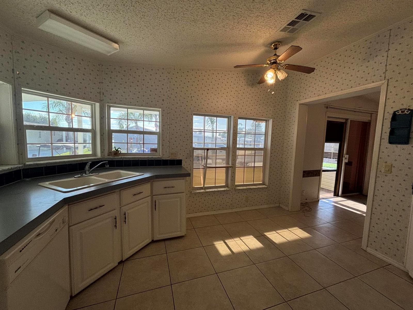 1621 SW 35th Circle, Okeechobee, FL 34974 photo 2