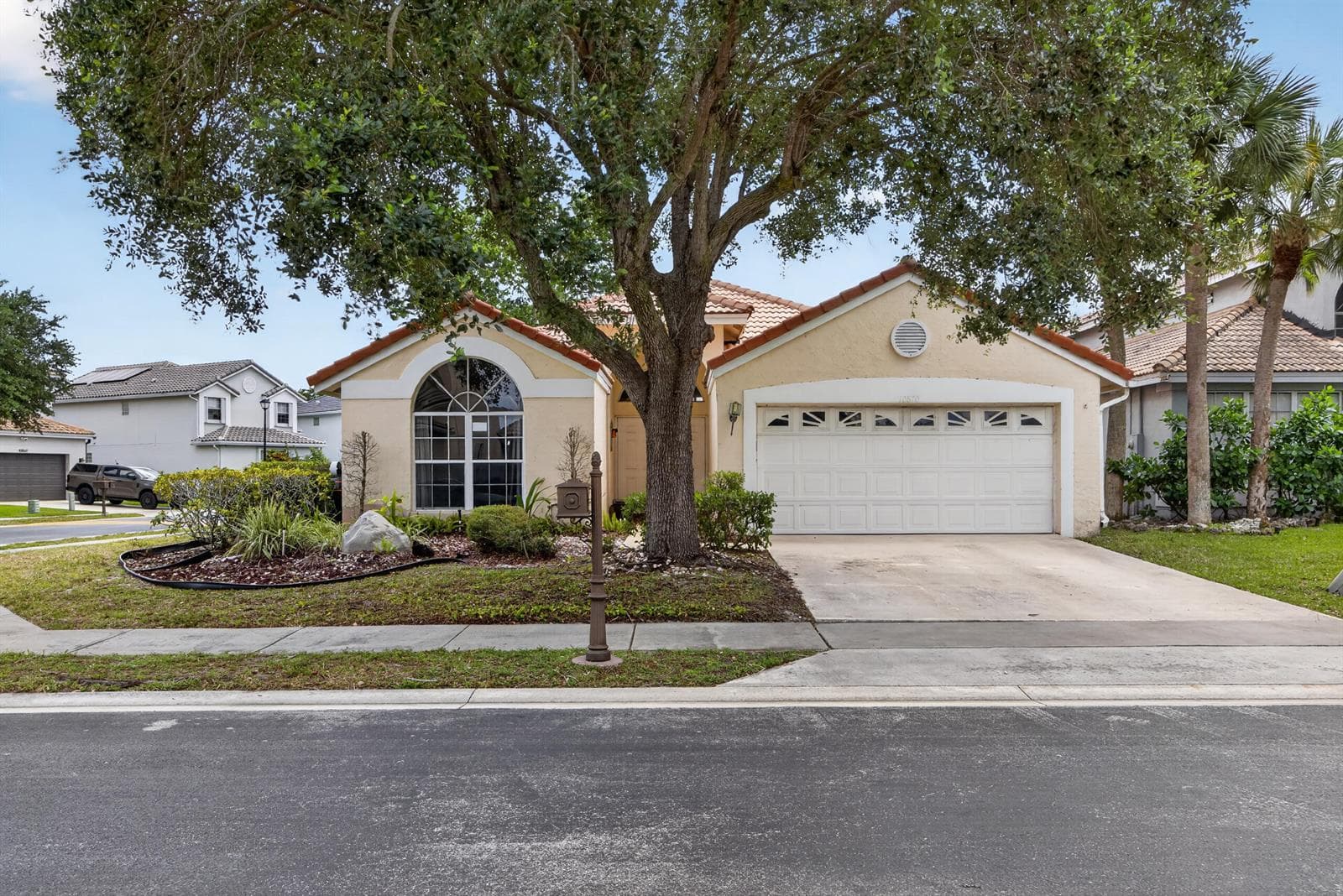 10870 Old Bridgeport Lane, Boca Raton, FL 33498 photo 3