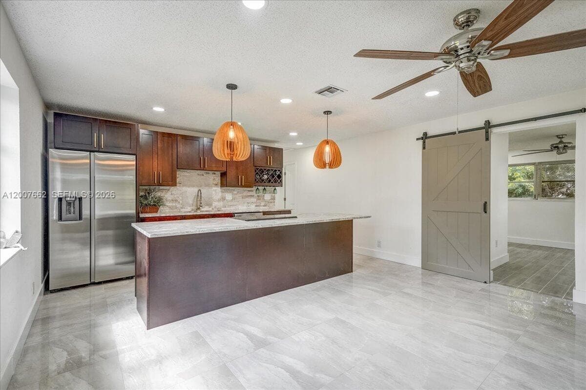 1480 W 36th St, Riviera Beach, FL 33404 photo 5