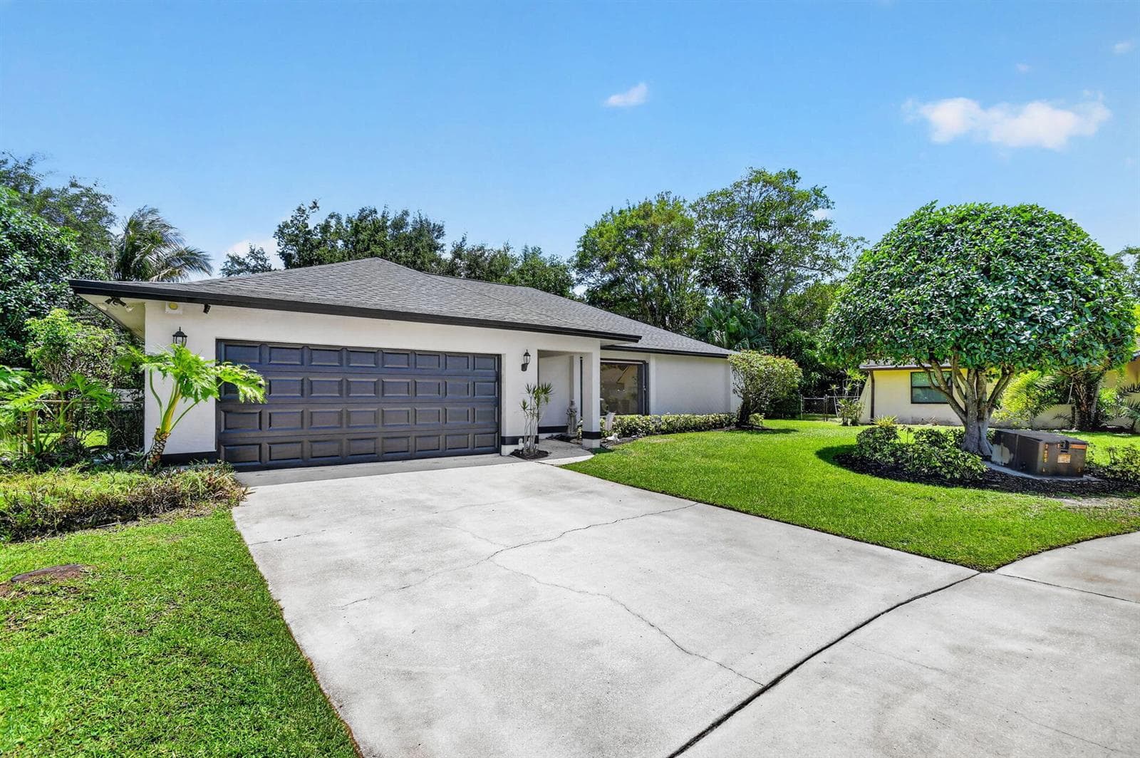 980 Ryanwood Drive, West Palm Beach, FL 33413 photo 2