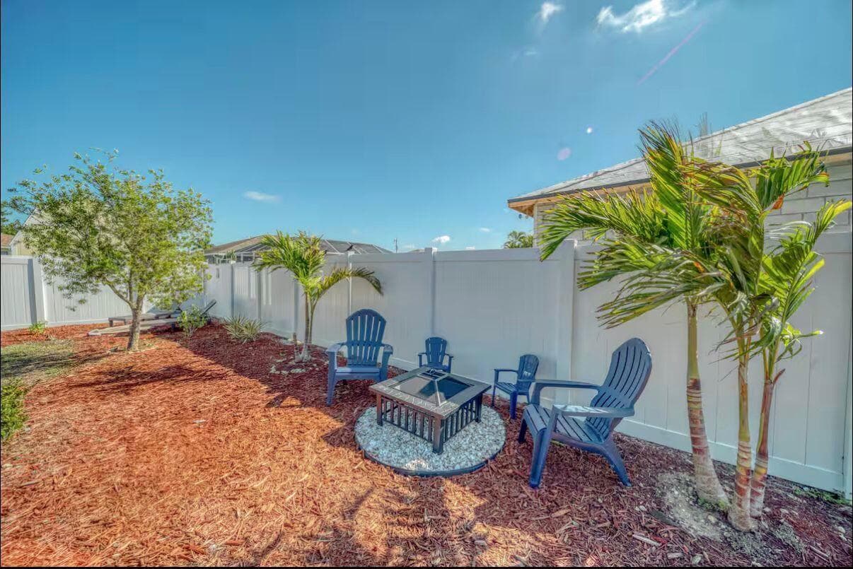 1925 SW 14th Street, Cape Coral, FL 33991 photo 5