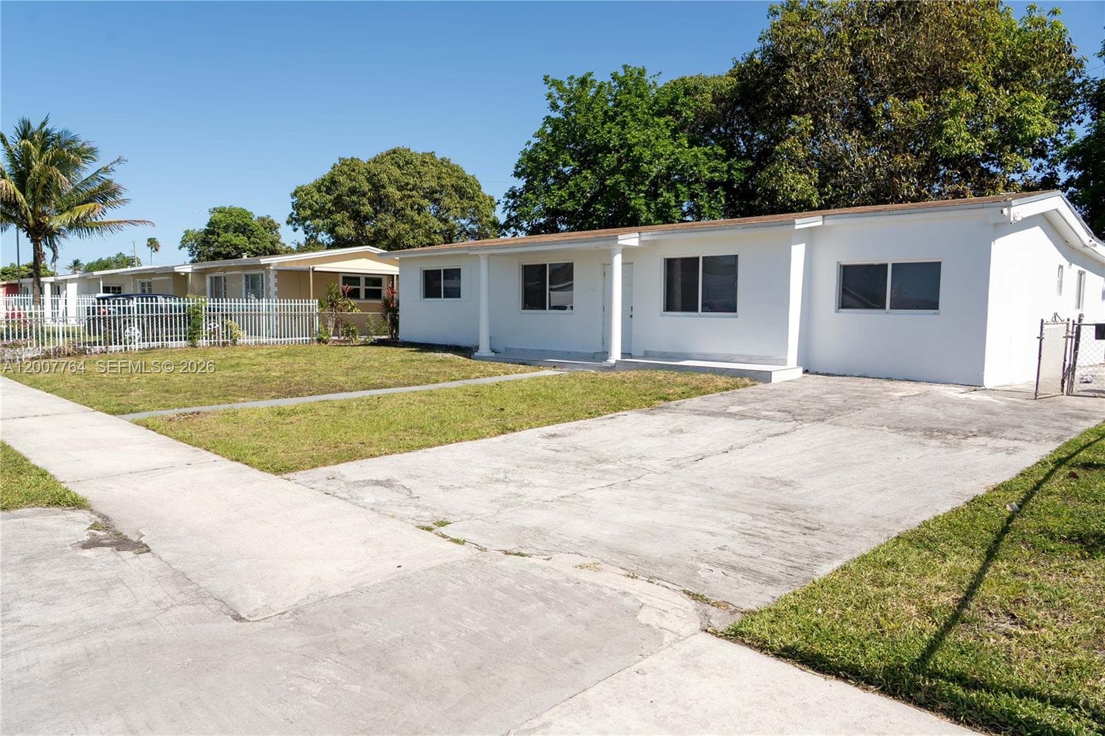 4000 NW 195th St, Miami Gardens, FL 33055 photo 2