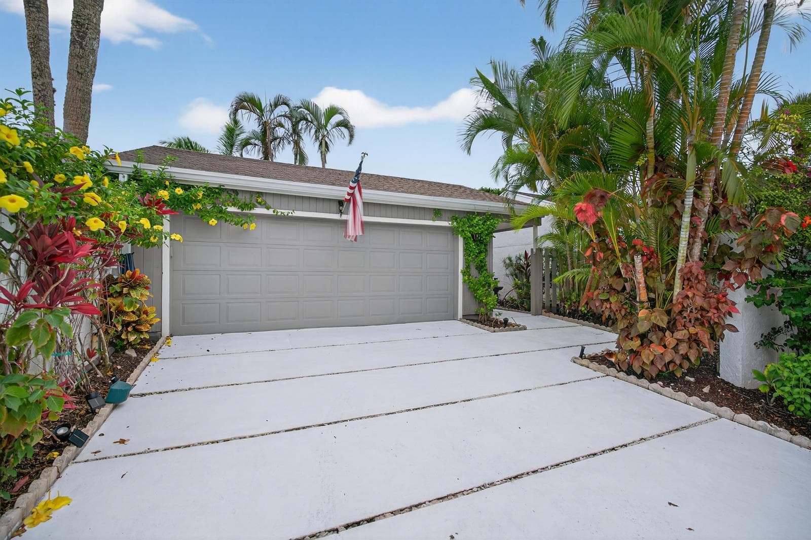 17145 Bay Street, Jupiter, FL 33477 photo 4