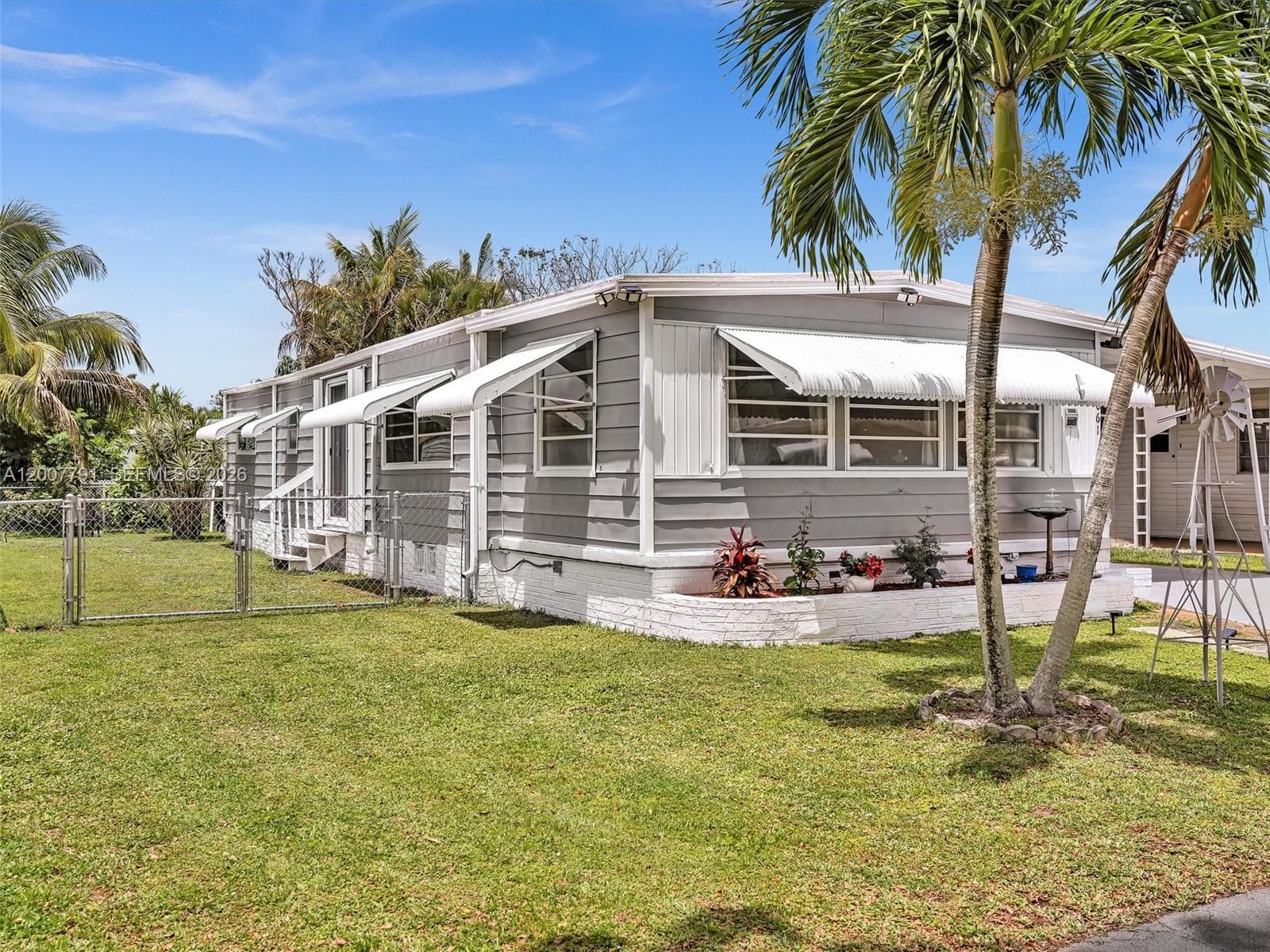 2061 SW 83rd Ave, Davie, FL 33324 photo 3
