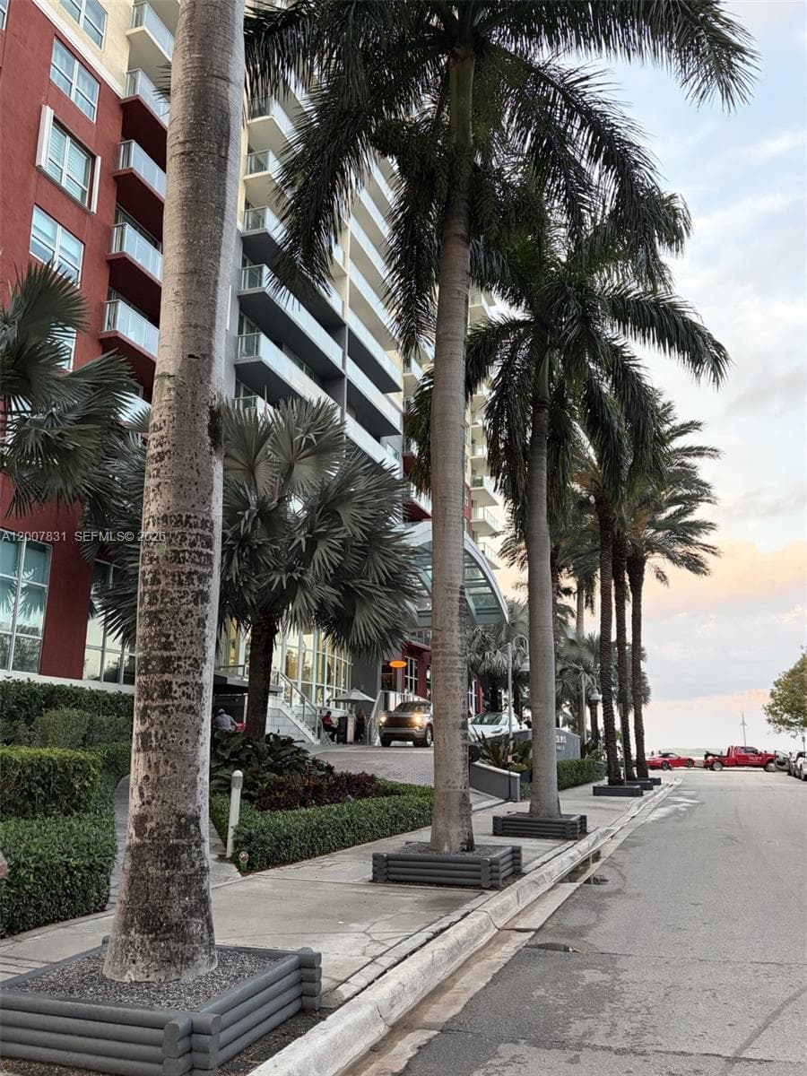 1155 Brickell Bay Dr # 1201, Miami, FL 33131 photo 2