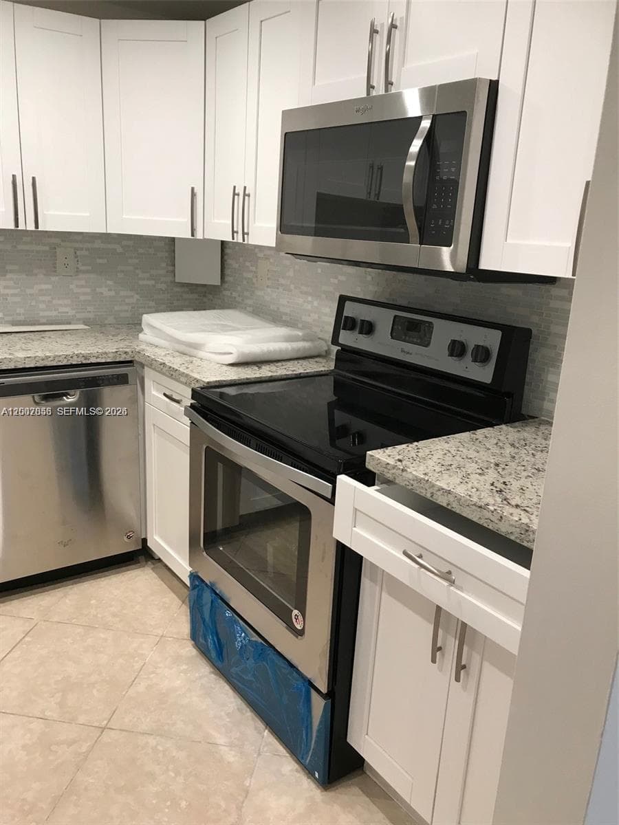 200 178th Dr # 505, Sunny Isles Beach, FL 33160 photo 3