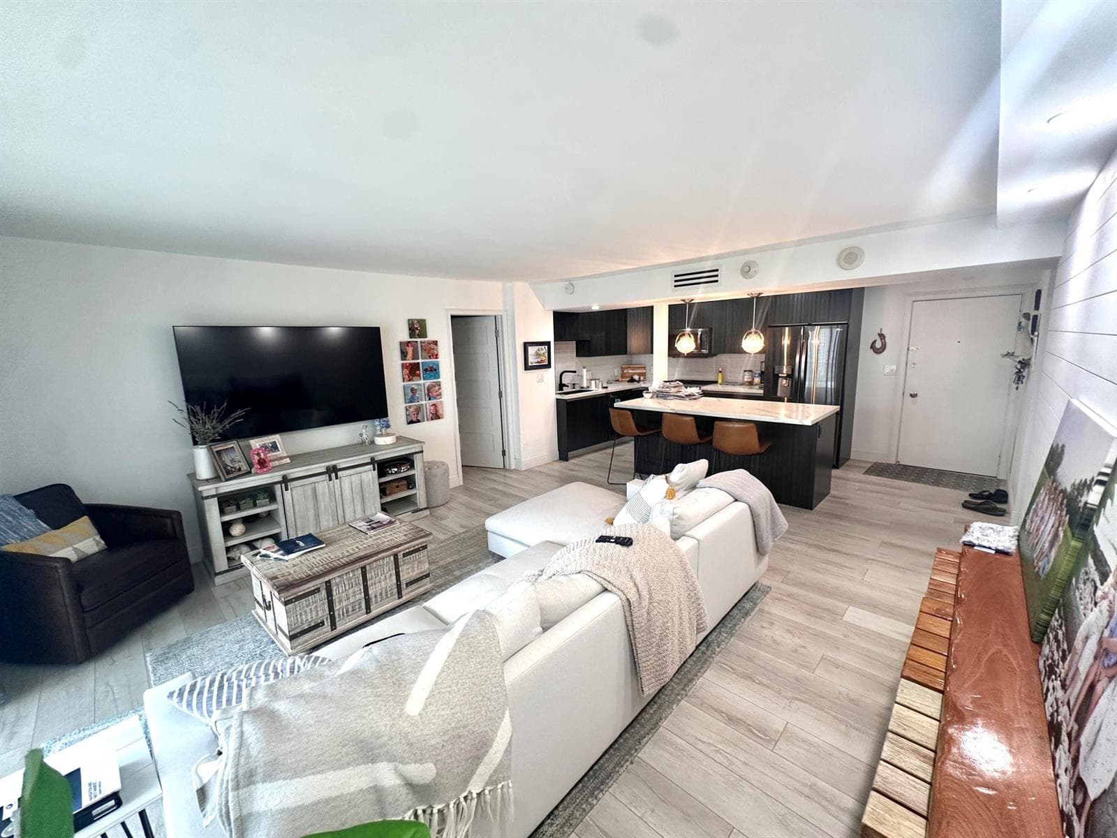 1 Las Olas Circle # 1211, Fort Lauderdale, FL 33316 photo 4