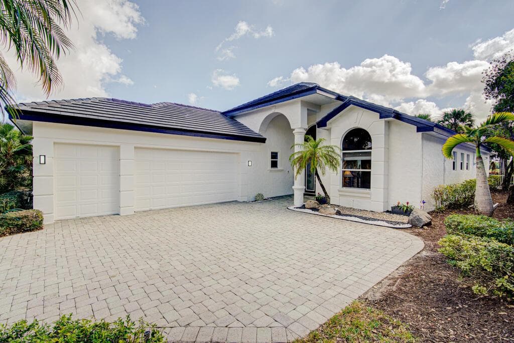 6646 Oakmont Way, West Palm Beach, FL 33412 photo 5