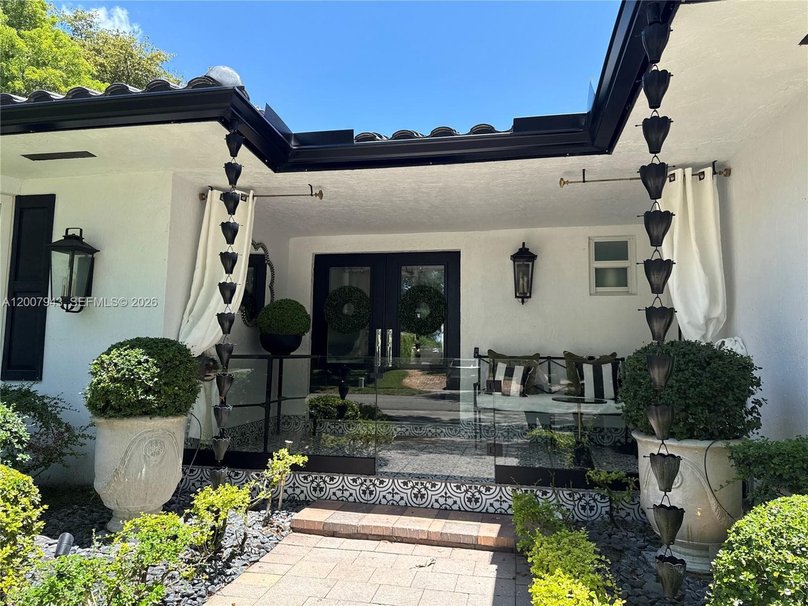 16241 W Troon Cir, Miami Lakes, FL 33014 photo 3