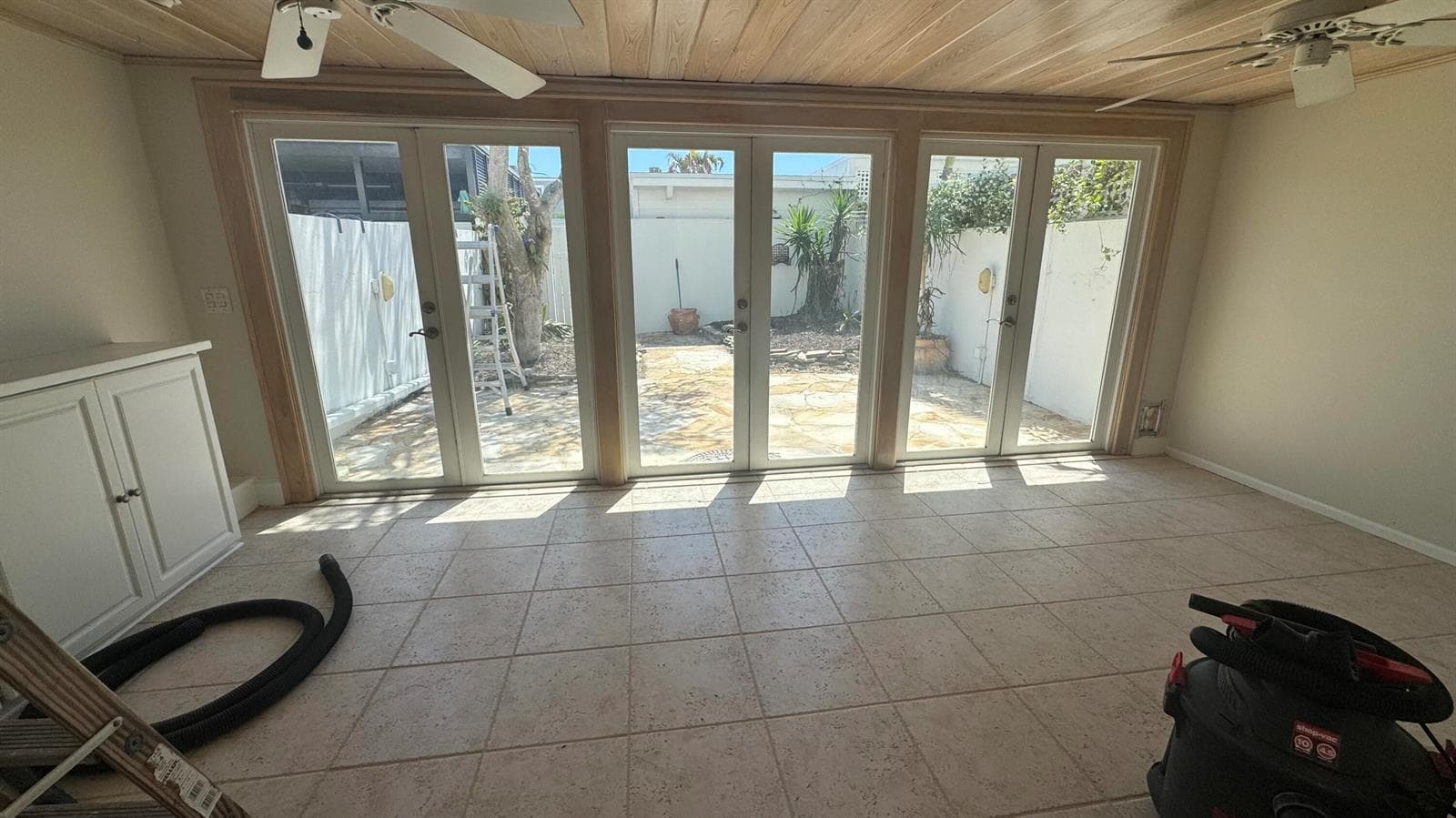 2704 Cardinal Drive, Vero Beach, FL 32963 photo 4
