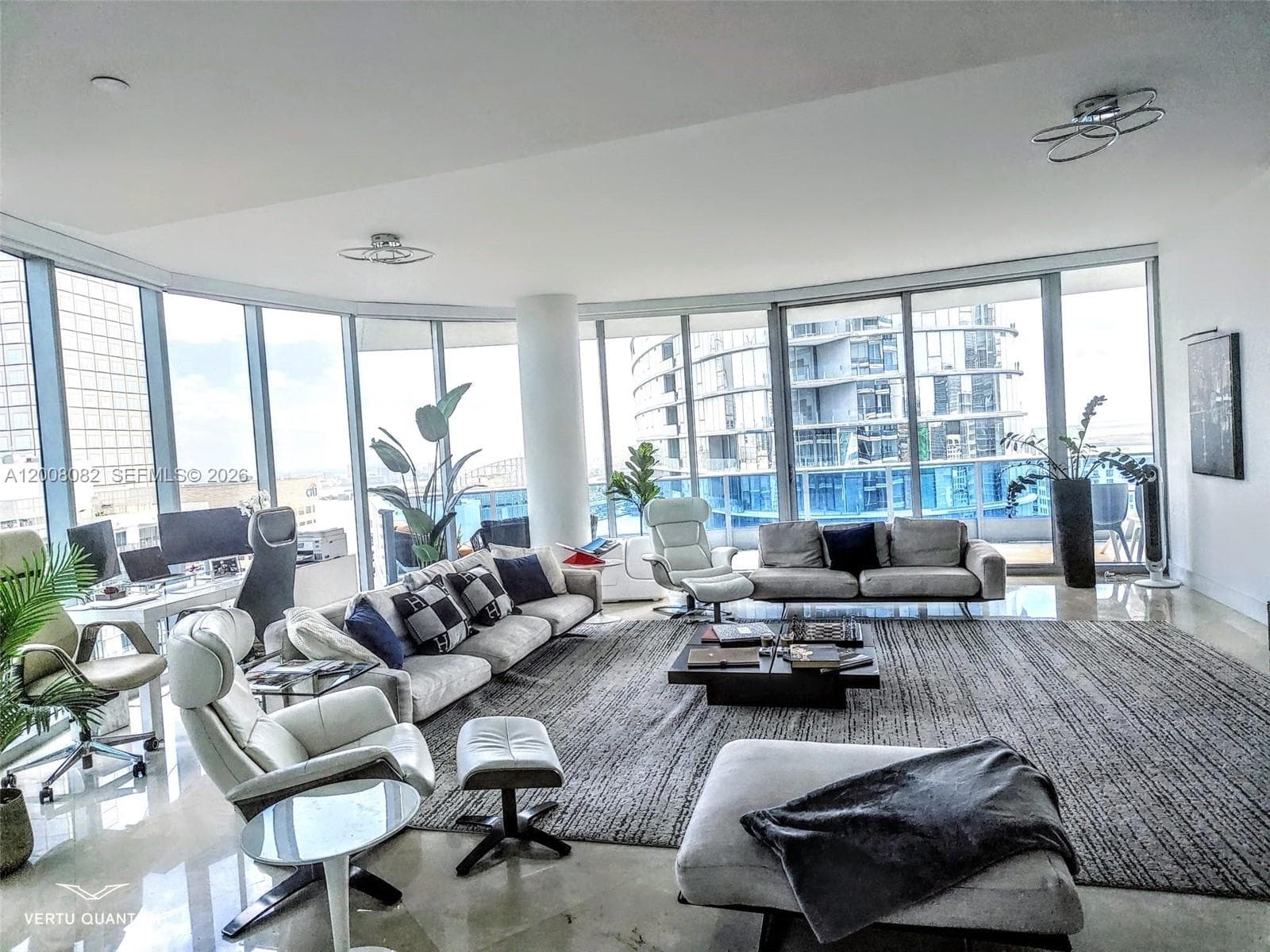 200 Biscayne Boulevard Way # 5001, Miami, FL 33131 photo 3