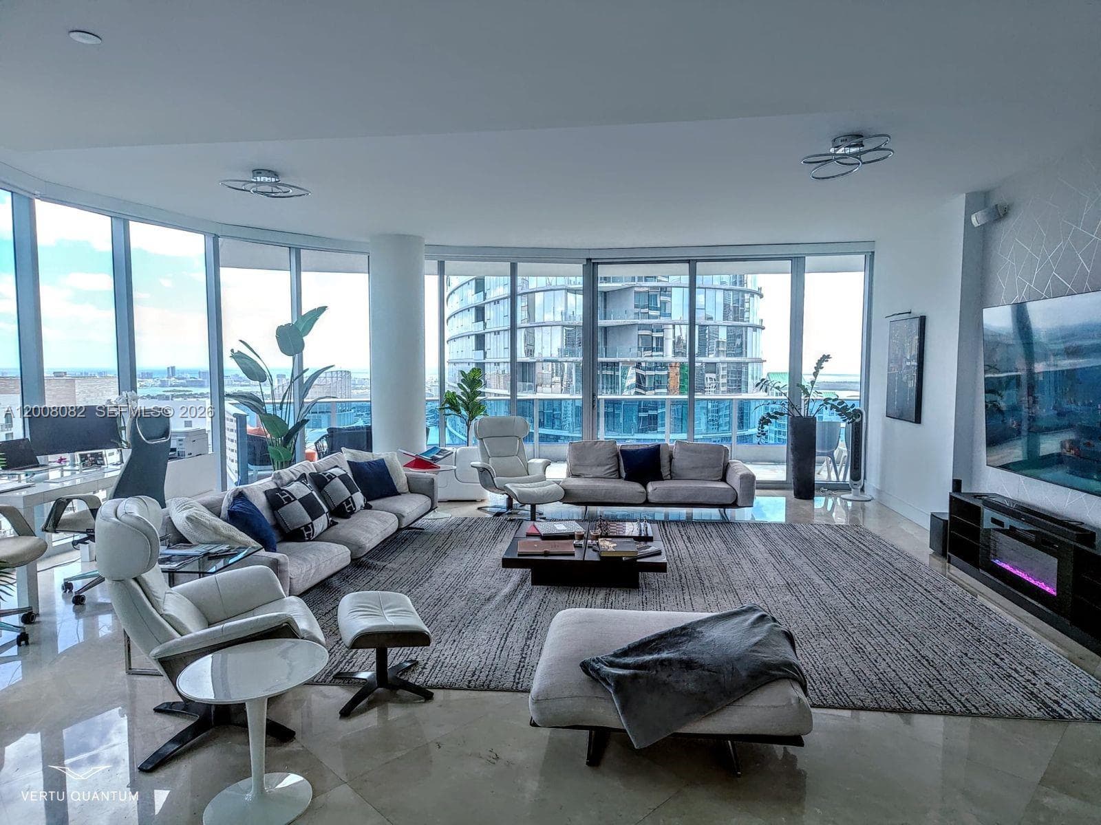 200 Biscayne Boulevard Way # 5001, Miami, FL 33131 photo 4