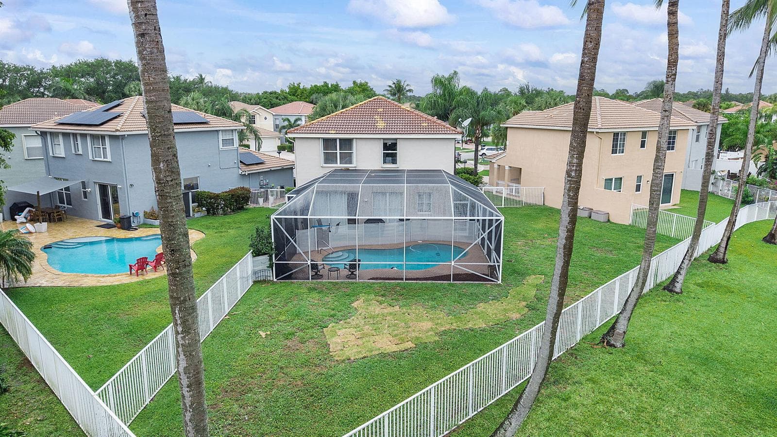5120 Crescent Moon Drive, FL 33463 photo 4