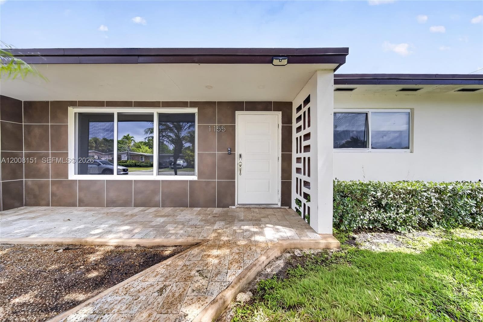 1155 NE 184th St, Miami, FL 33179 photo 4