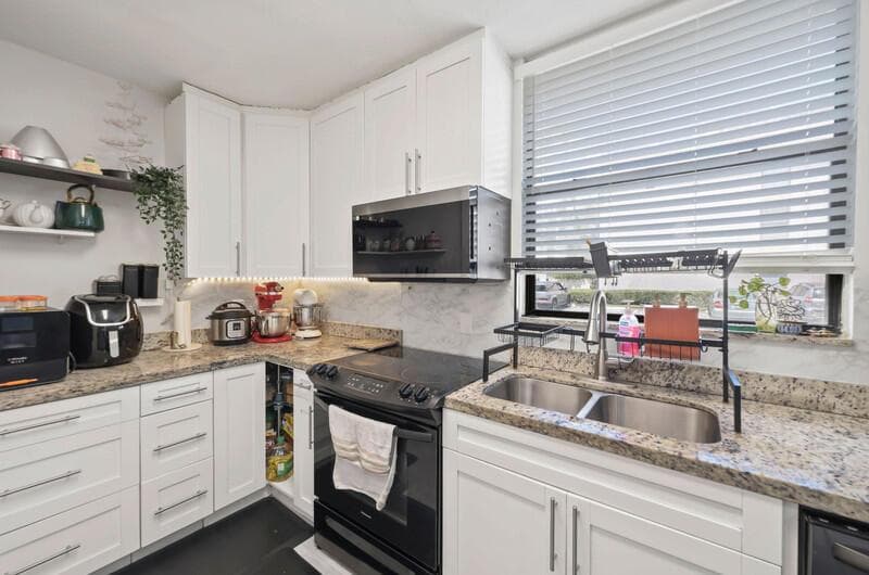 8421 Forest Hills Drive # 104, Coral Springs, FL 33065 photo 4