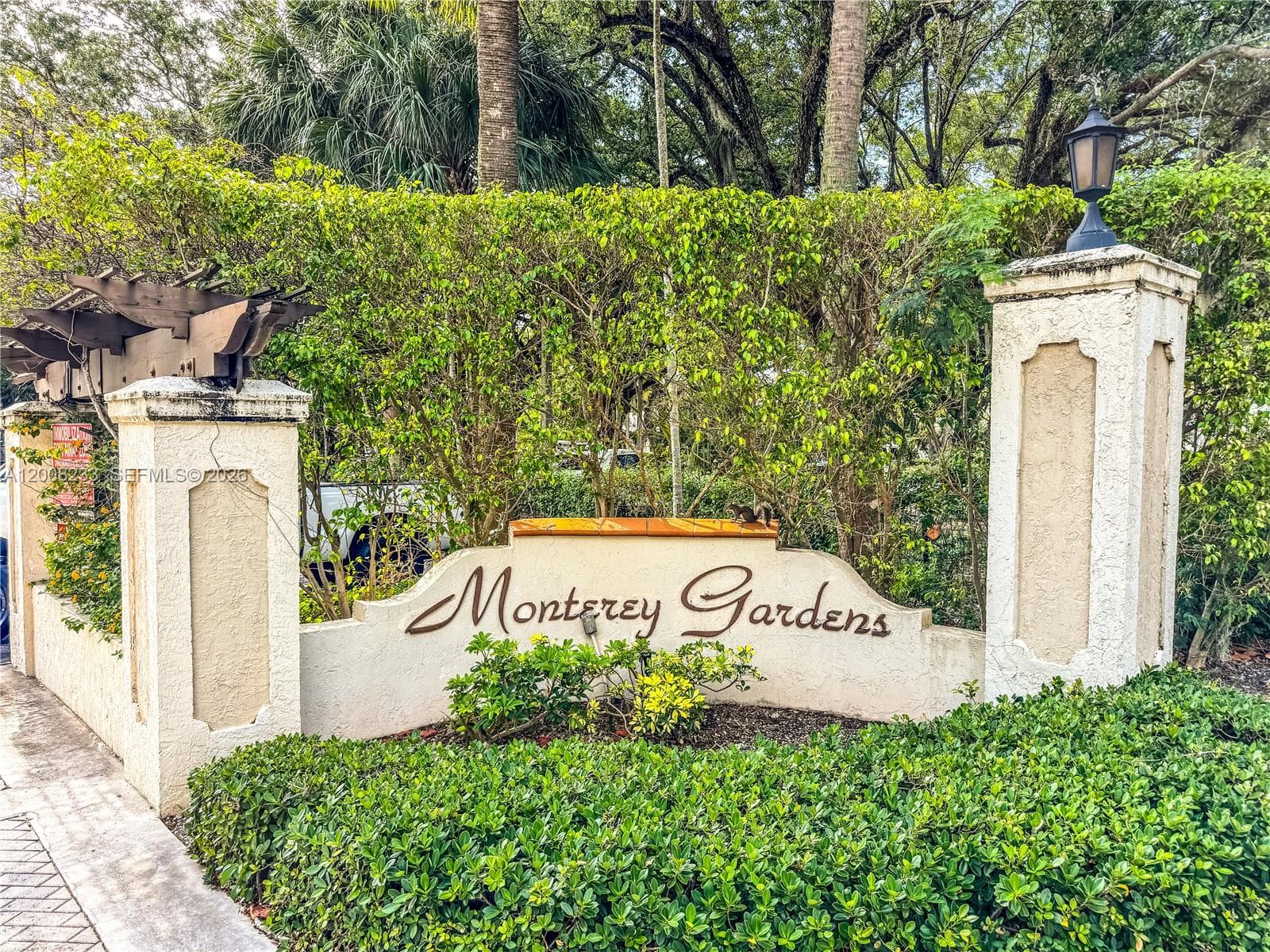 8605 SW 68th Ct # 7, Pinecrest, FL 33156 photo 2