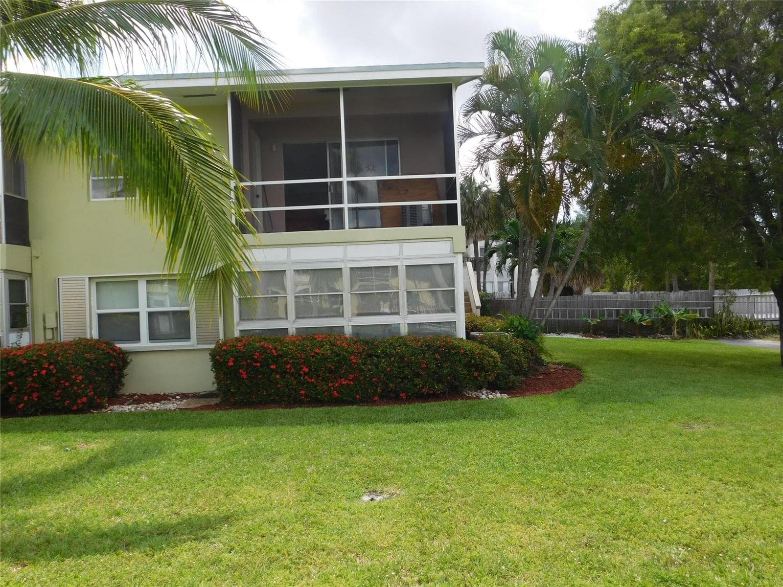 960 Crystal Lake Drive # 201, Deerfield Beach, FL 33064 photo 4