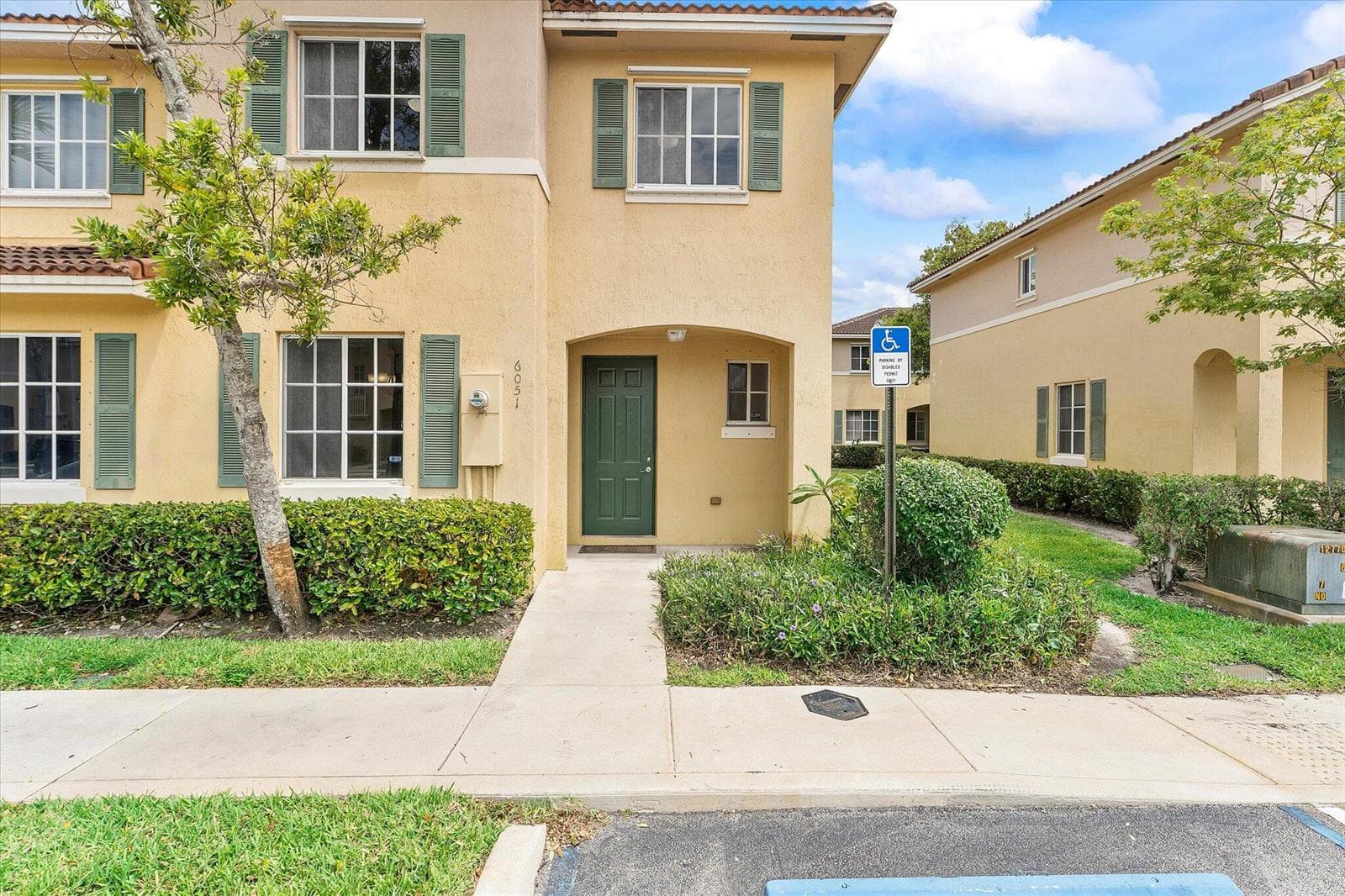 6051 SW 19th Court, North Lauderdale, FL 33068 photo 2