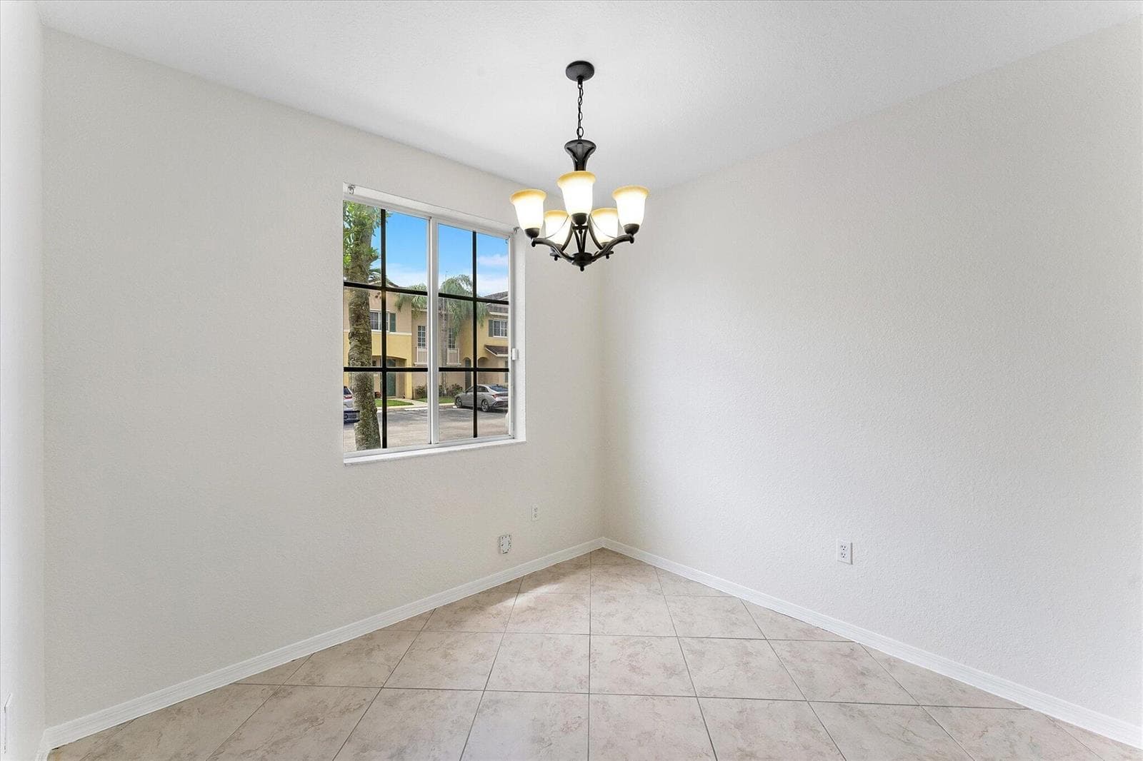 6051 SW 19th Court, North Lauderdale, FL 33068 photo 4