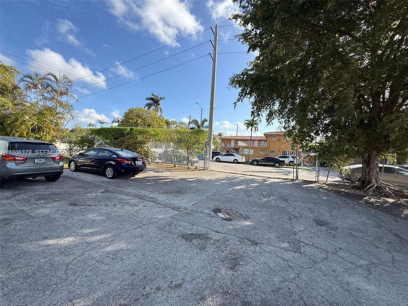 4370 NW 11th St # 206, Miami, FL 33126 photo 4