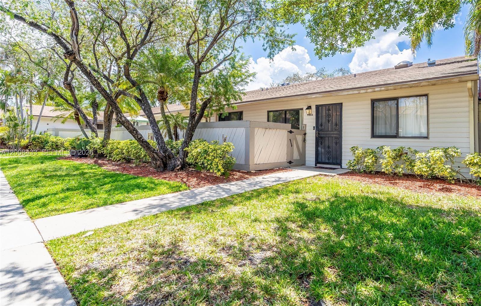 9804 NW 37th St # 3E, Sunrise, FL 33351 photo 3
