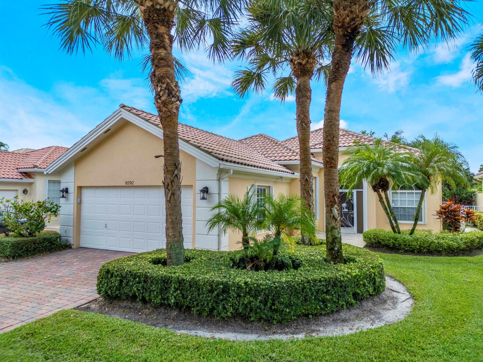8292 Dominica Place, Wellington, FL 33414 photo 2