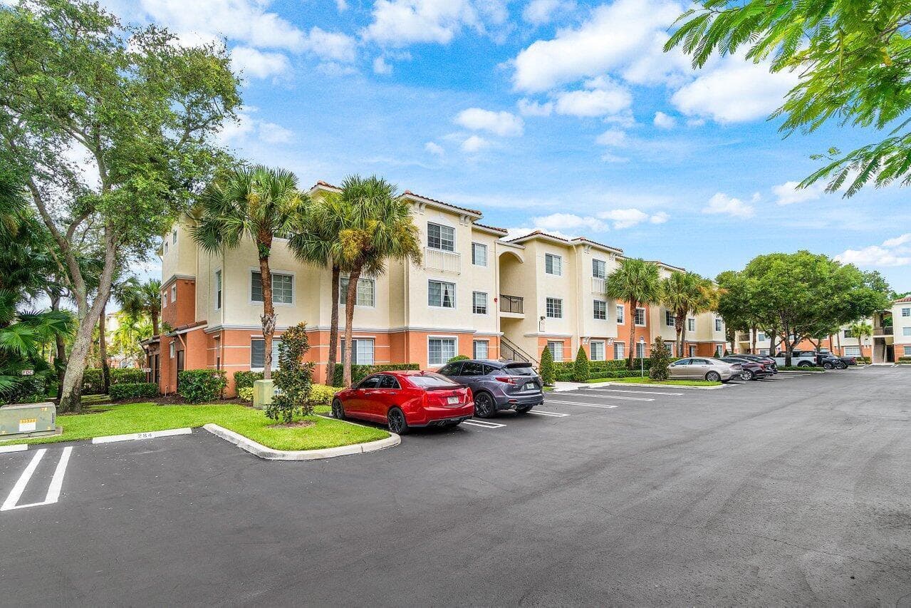 9849 Baywinds Drive # 8304, West Palm Beach, FL 33411 photo 3